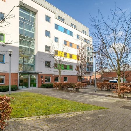 Bright & Central Room In Luton, Sleeps 2 Лутон Екстер'єр фото