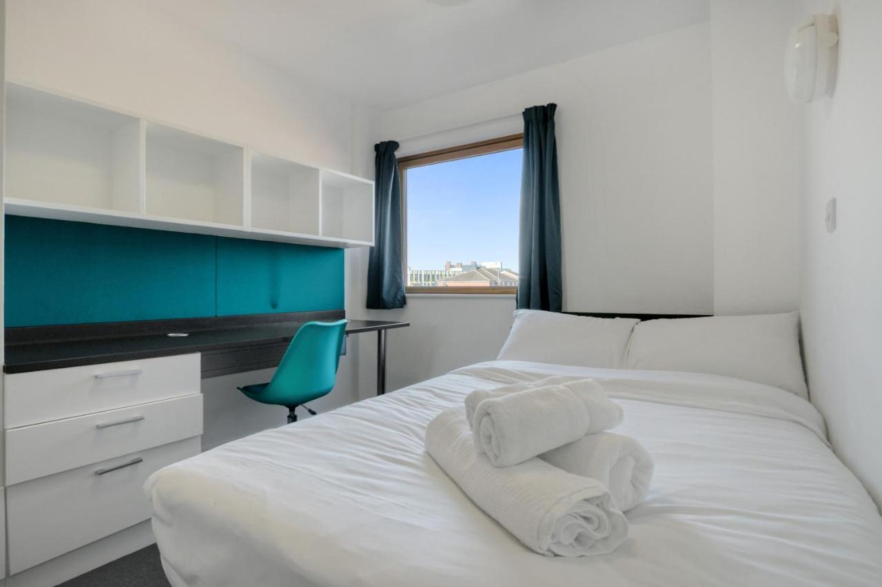 Bright & Central Room In Luton, Sleeps 2 Лутон Екстер'єр фото